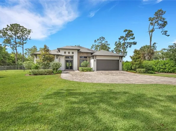 3028 Woodstock AVE, NAPLES, FL 34120
