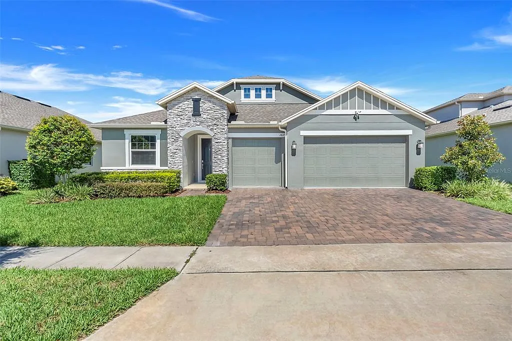 4 bed, 3.0 bath, 2543 sqft, $3,200 — Photo 4