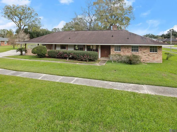 4020 Cypress St, Zachary, LA 70791