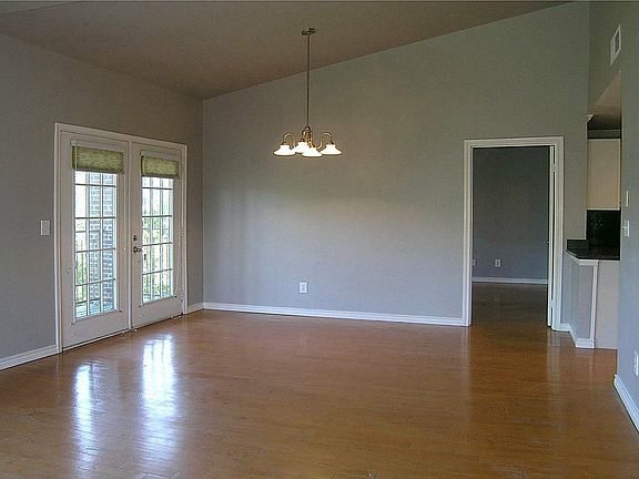 4th image of 1651 Ascension Bluff Dr