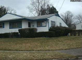 97 Lilburne Dr, Youngstown, OH