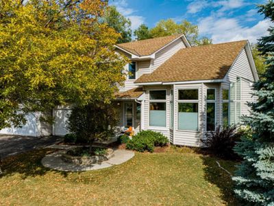 10902 Eagle Lake Blvd N, Maple Grove, MN, 55369