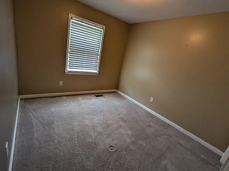 5008 Cheshire Ct — Photo 24