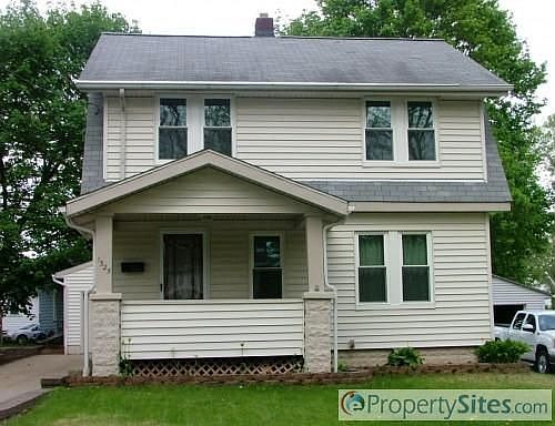 1st image of 1325 Hillcrest Dr