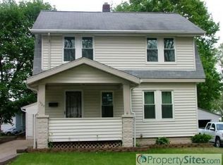1325 Hillcrest Dr, Cuyahoga Falls, OH 44221