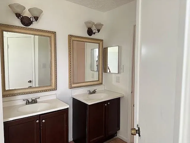 3315 Honey Creek Dr — Photo 18