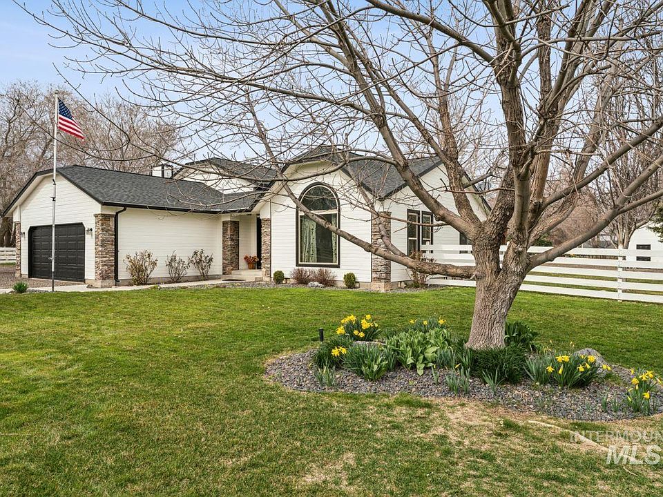 1st image of 710 Keogh Ln