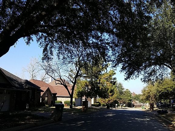 5th image of 6107 Barnhill Ct