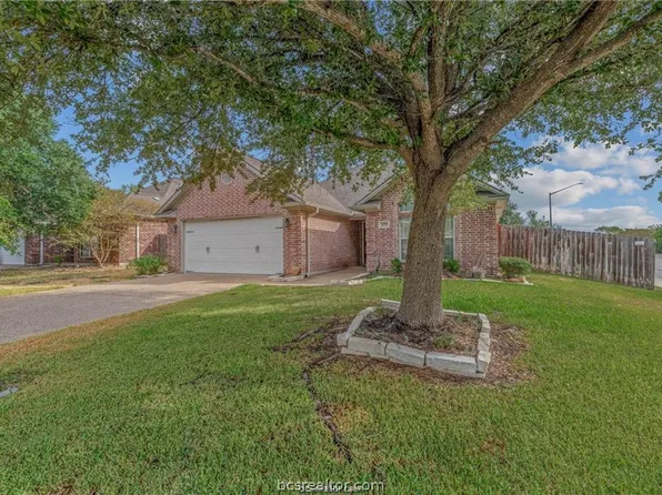 3755 Essen Loop, College Station, TX 77845