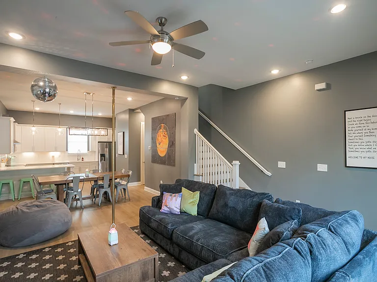 1737 Pecan St #3 — Photo 47