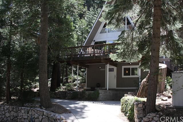 2nd image of 28485 Larchmont Ln