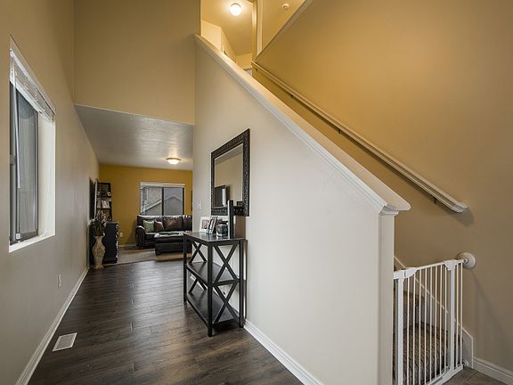 4th image of 2766 W Harker View Ln