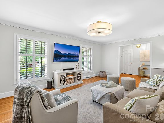 5th image of 2310 Rocky Knoll Dr
