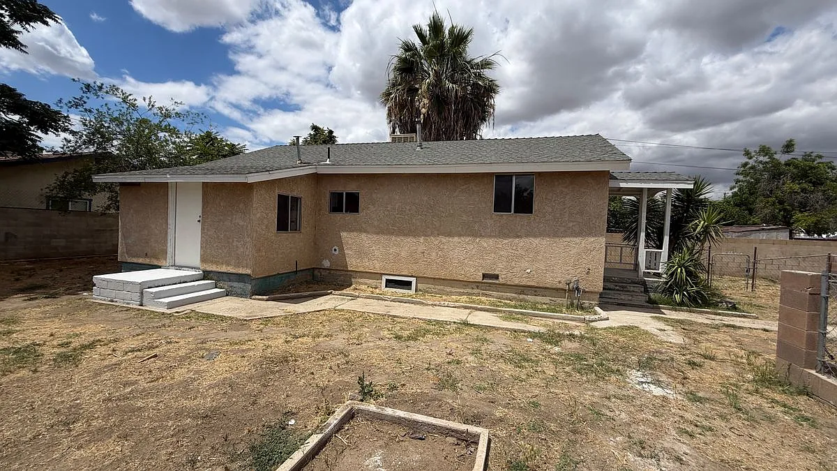 2 bed, 1.0 bath, 657 sqft, $1,250 — Photo 3