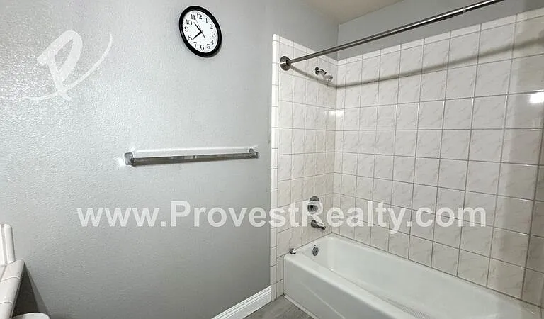 13858 Rincon Rd — Photo 9