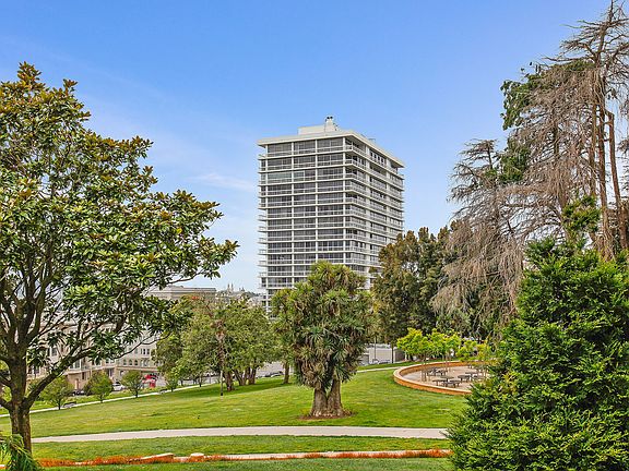 2nd image of 2200 Sacramento St APT 1108