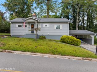 156 Kentucky Ave, Oak Ridge, TN 37830