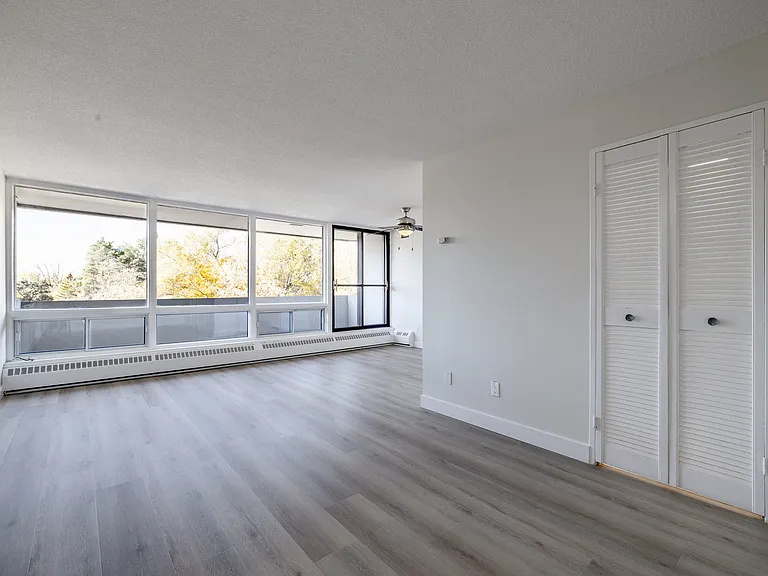 30 McEwen Ave — Photo 23