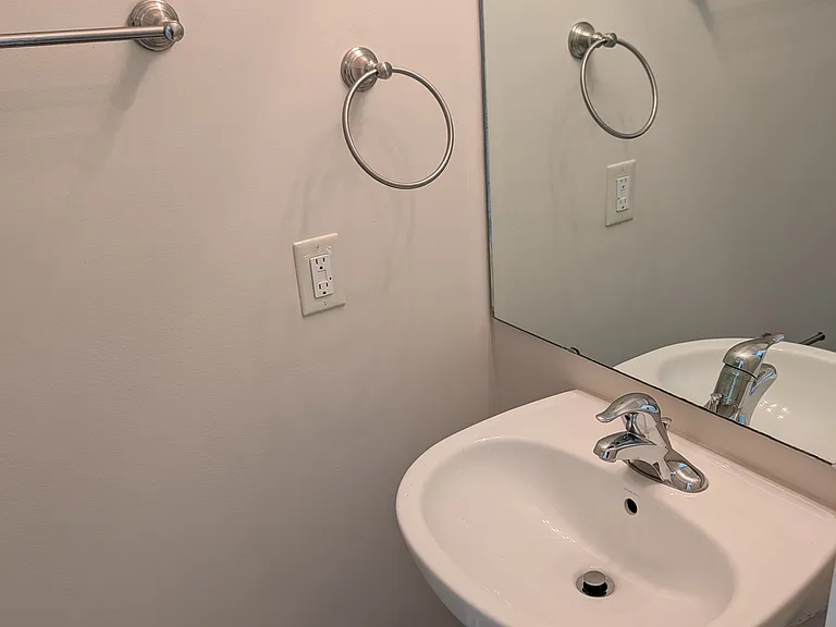 214 Malamute Ln — Photo 17