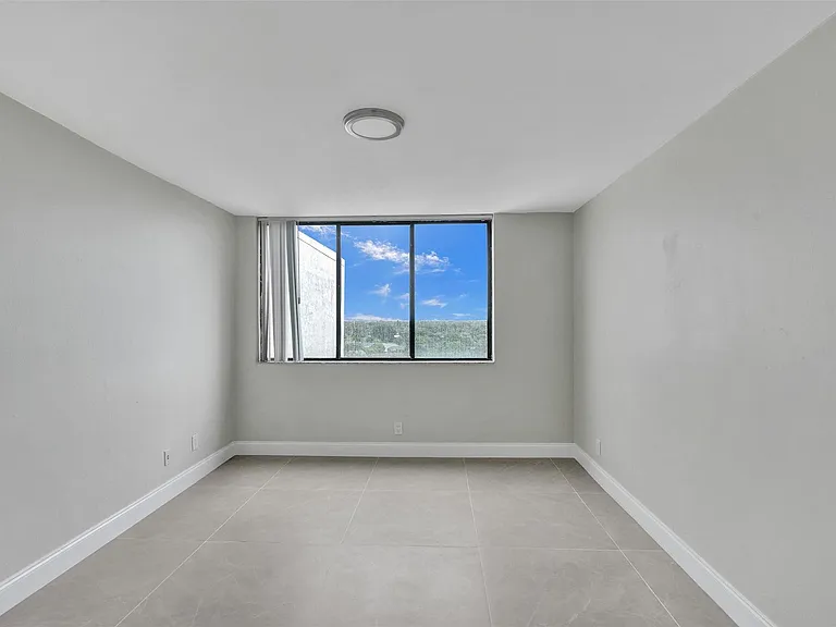 4222 Inverrary Blvd #4810 — Photo 31