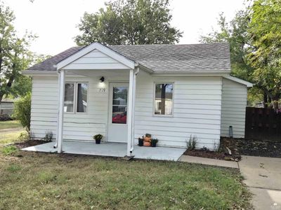 719 Maple Ave, Salina, KS, 67401