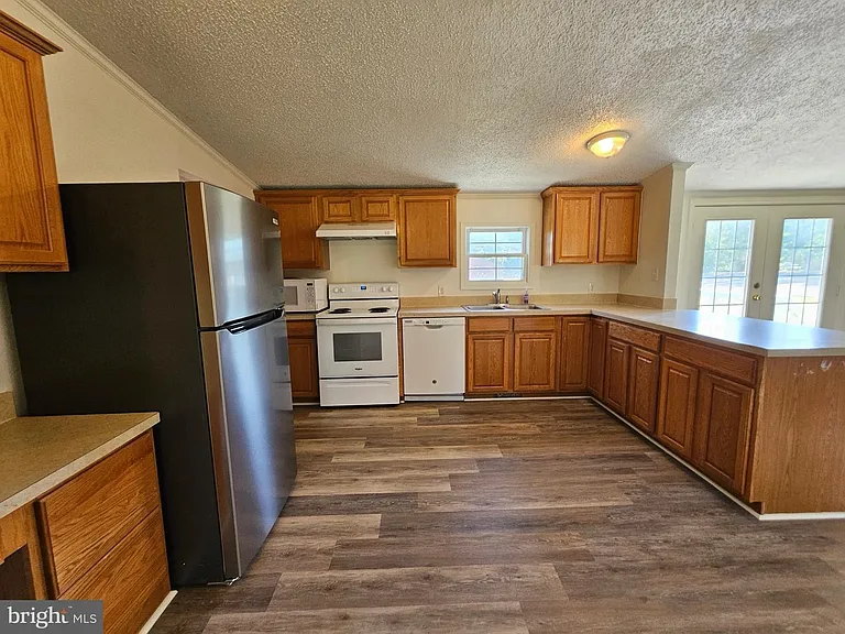 8099 James Monroe Hwy — Photo 6