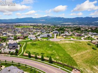 1904 Vine Cliff Hts, Colorado Springs, CO 80921