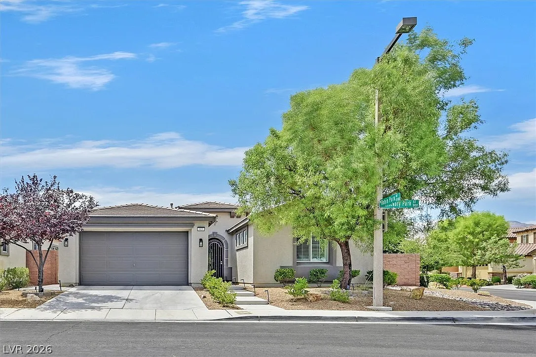 3 bed, 2.5 bath, 2173 sqft, $3,395 — Photo 1