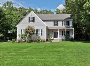 348 Enon Oaks Ln, Chester, VA 23836