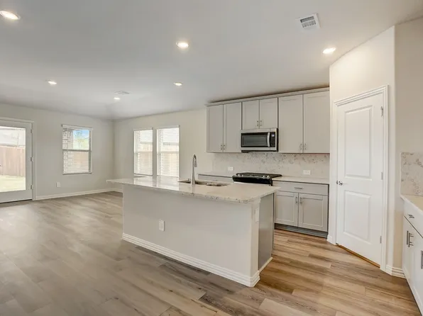 2232 Lone Star Ln, Seagoville, TX 75159