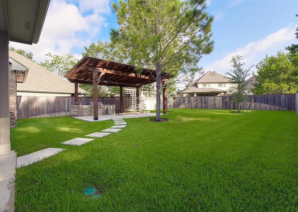 1st image of 122 Pioneer Canyon Pl