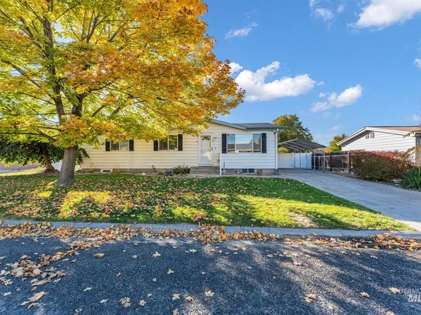 651 Calico St, Hansen, ID 83334