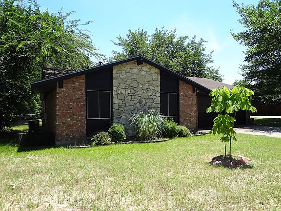 2nd image of 108 Kessler Dr