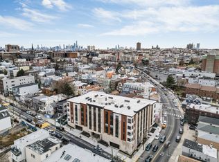 649 38th St #212, Union City, NJ