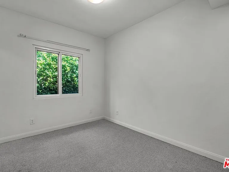 8025 Redlands St #15 — Photo 19
