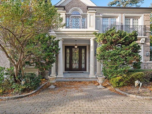 3rd image of 24 Beechwood Drive