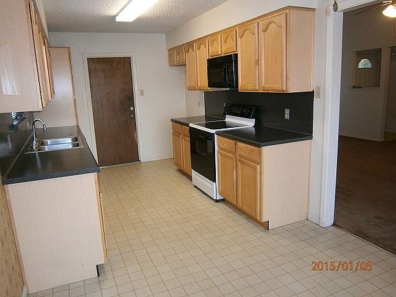 4th image of 7425 Piper Dr