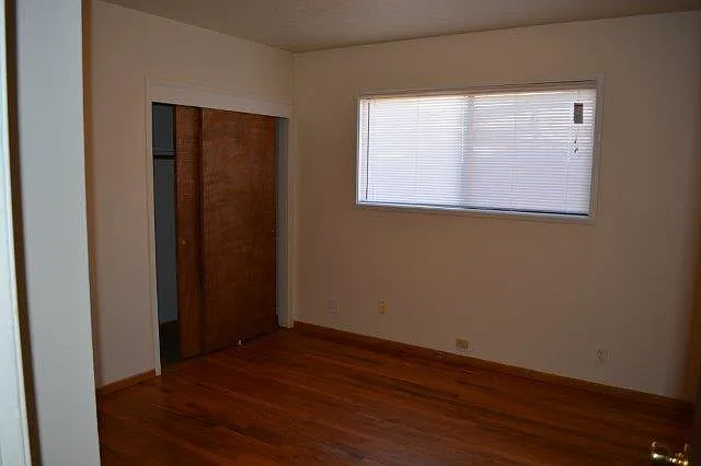 1718 Linton Ave — Photo 13