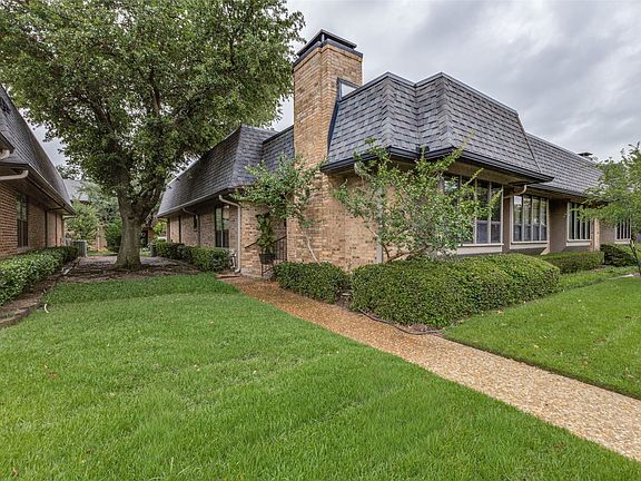 2nd image of 5820 Royal Ln