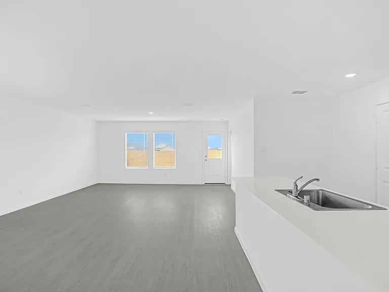 921 Mossycup St — Photo 31