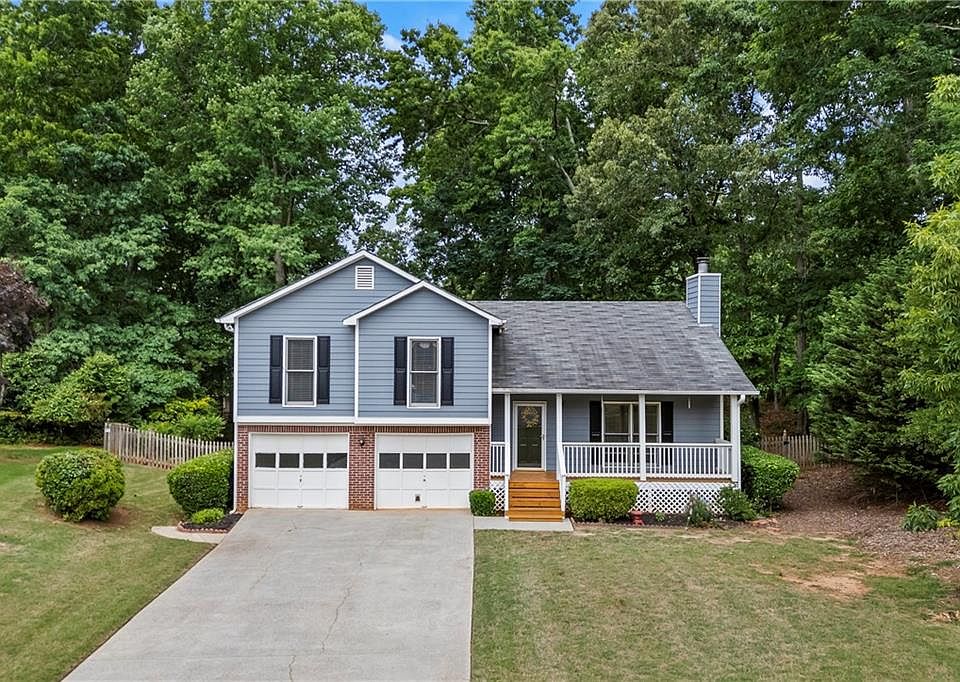 1st image of 455 Charlyne Way