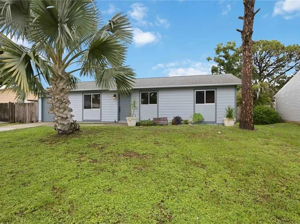 4057 Vana Dr, Sarasota, FL 34241