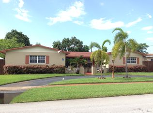 7761 NW 6th Ct, Pembroke Pines, FL 33024