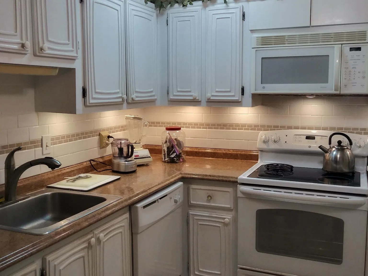 2 bed, 1150 sqft, $1,550 — Photo 3