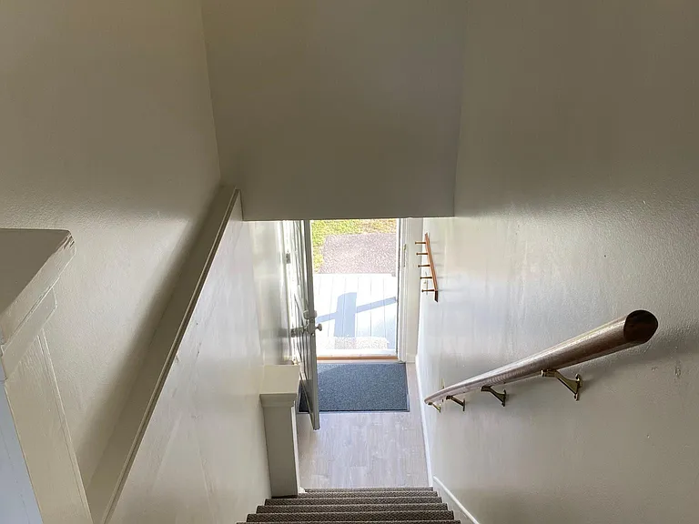 54 Lincoln St #A — Photo 3