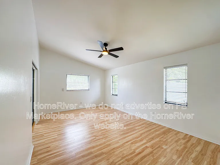 1110 SW 15th Ave — Photo 12
