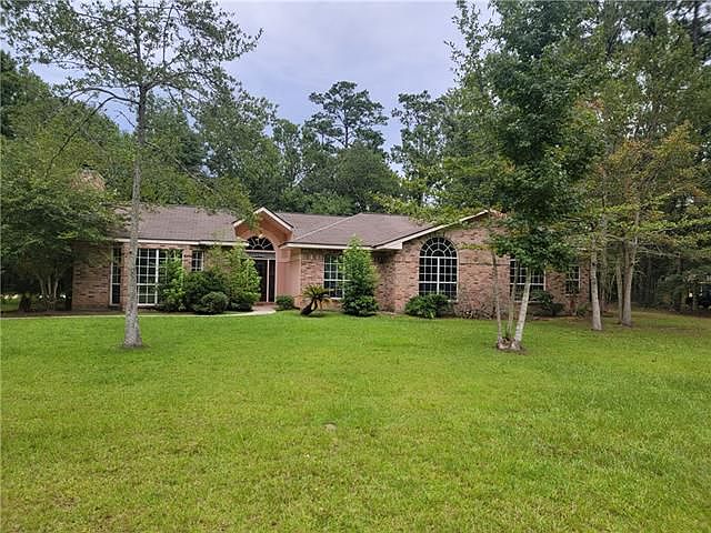 1st image of 61404 Brittany Dr