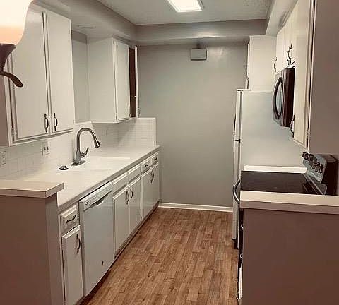3rd image of 205 7th St #2X2-4000