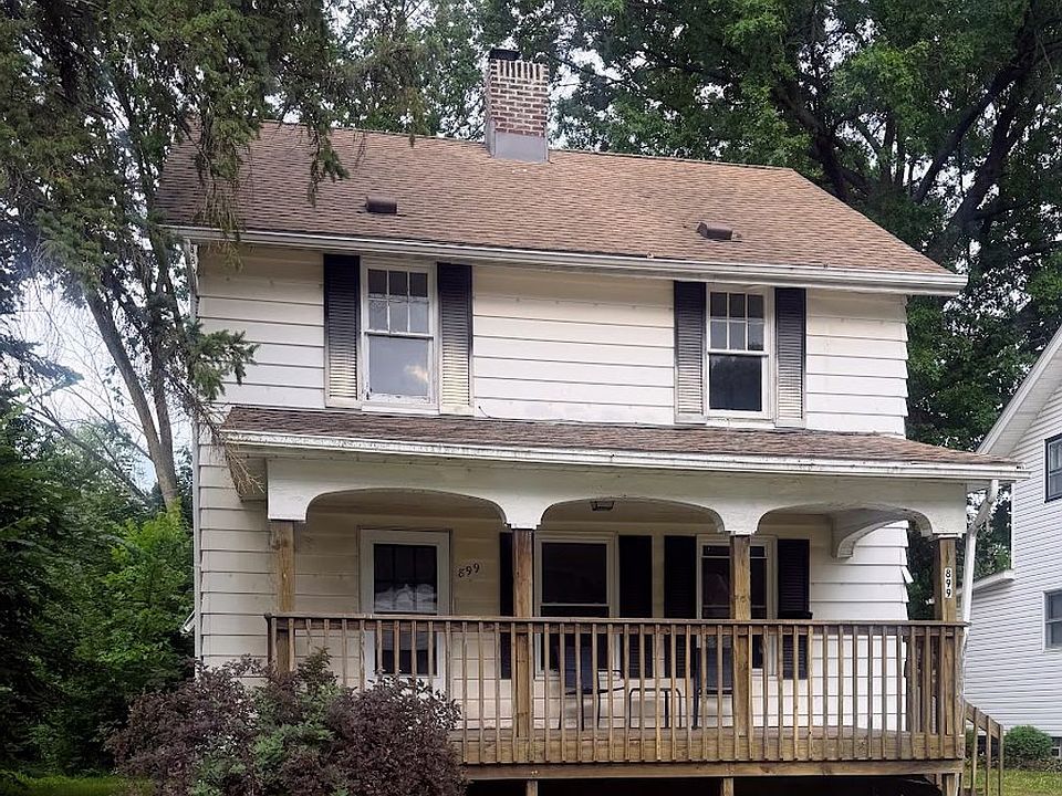 1st image of 899 Valdes Ave