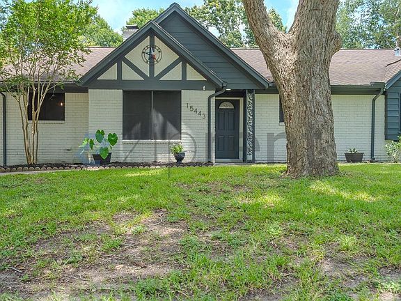 3rd image of 15443 Blackhawk Blvd